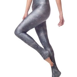 Dream Lacquer Legging